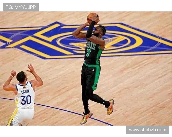 冠军争夺分析：本赛季争冠格局与关键球队走势清晰